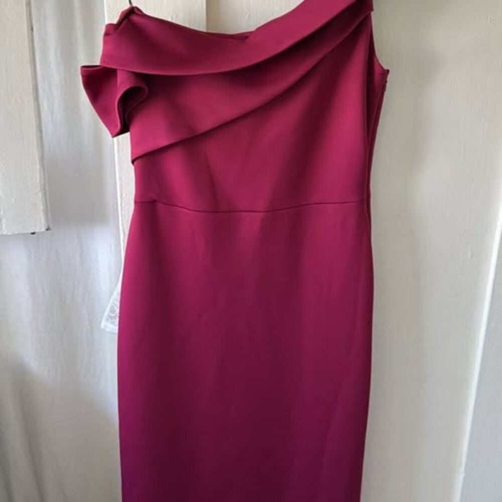Elegant off the shoulder form fitting floor length evening dress